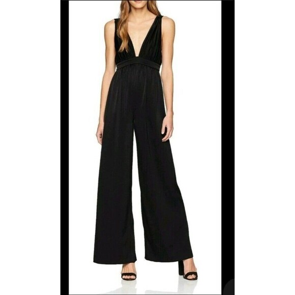 Rachel Zoe Jumpsuit Women's 6 Black Anouk  Deep V Wide Leg NWT - Picture 1 of 9